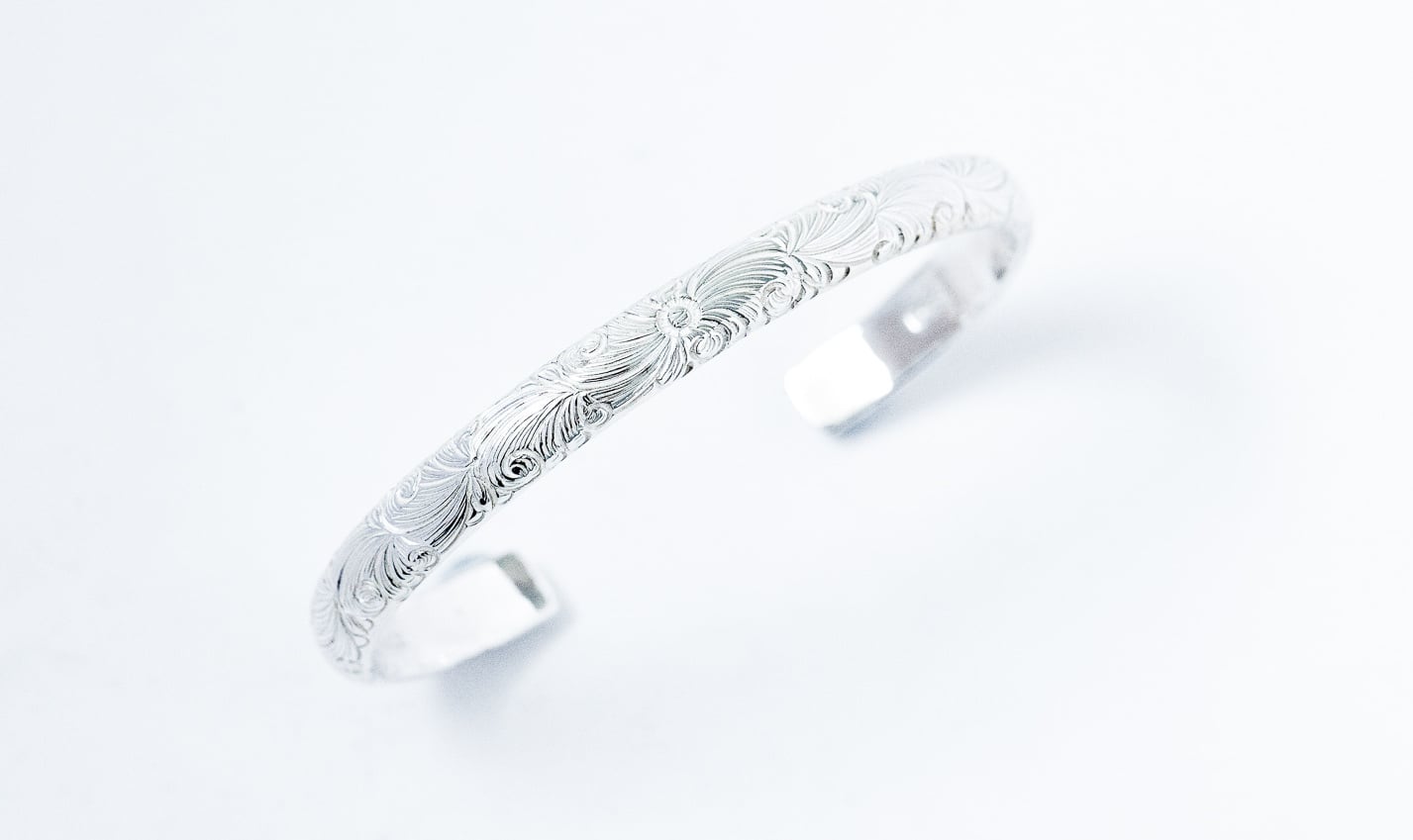 BN-069 7mm Arabesque bangle (S) | WAKAN SILVER SMITH online store
