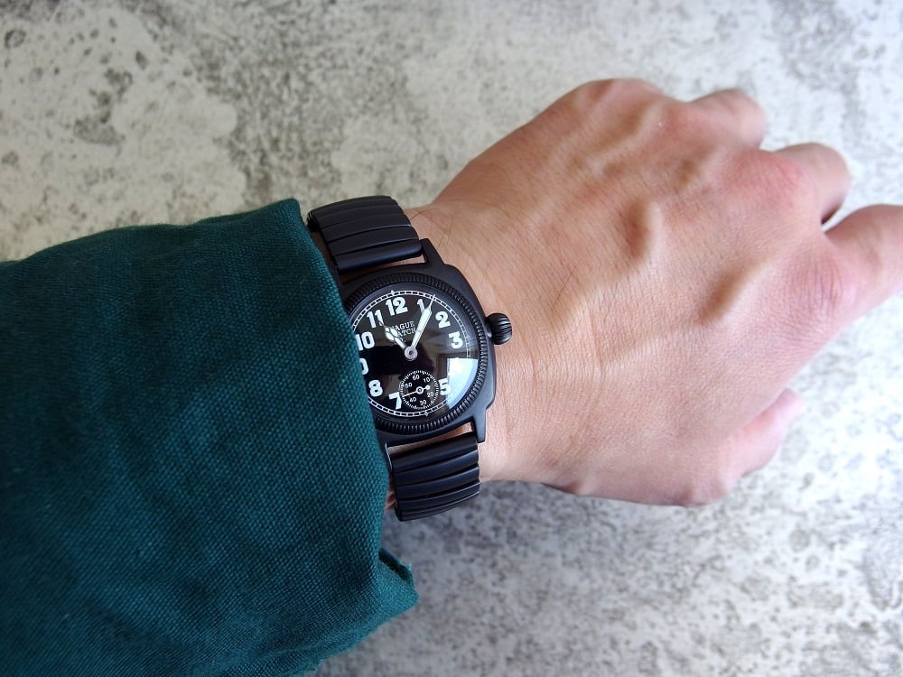 VAGUE WATCH / ヴァーグウォッチ】Coussin Early Extension BLACK