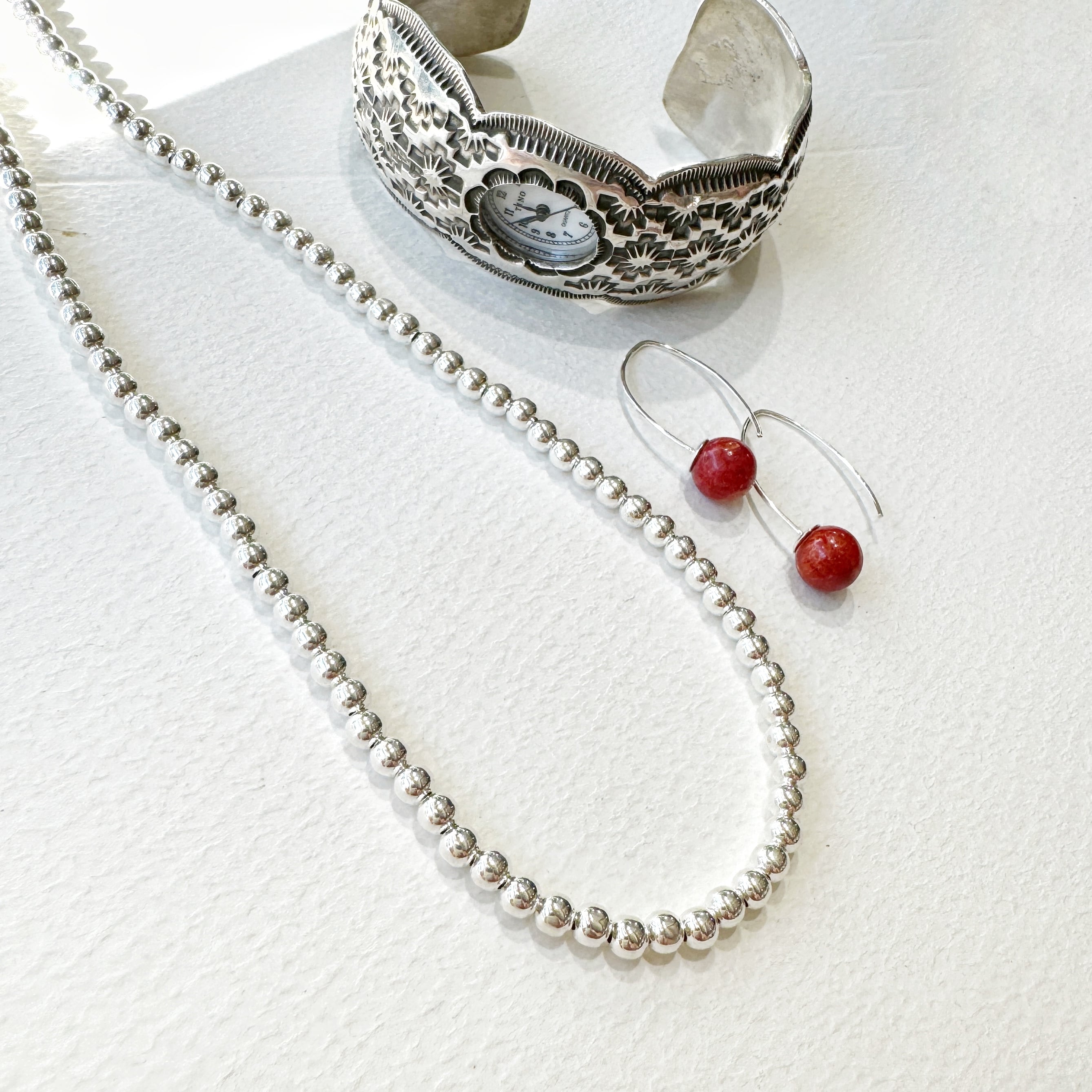 ナバホパール ネックレス 丸玉 4mm 50cm シャイニー《Indian Jewelry