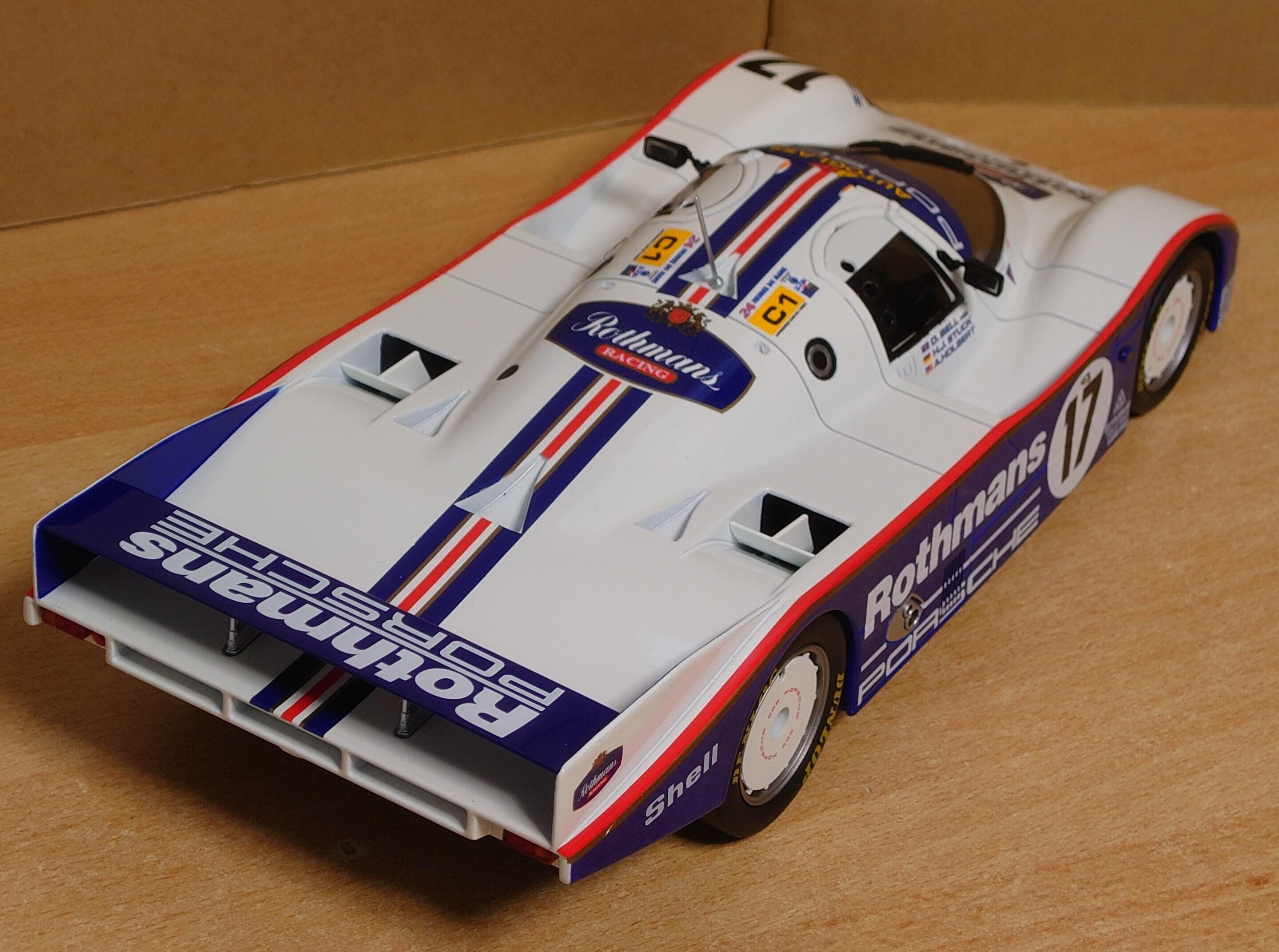 1/18 ポルシェ962C ロスマンズ ルマン 1987 優勝車 PORSCHE ROTHMANS
