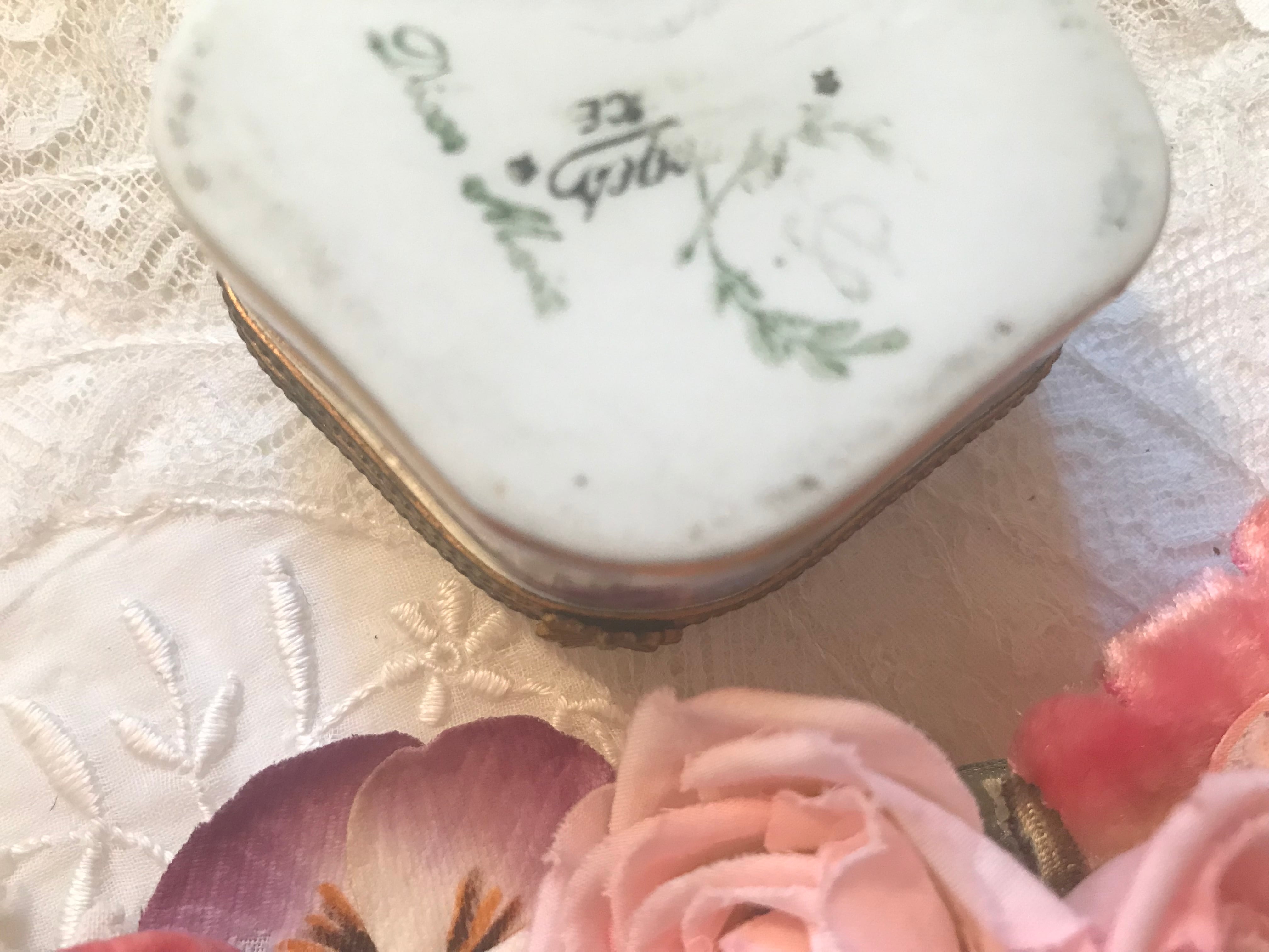 リモージュ ピルケース | AntiqueRose