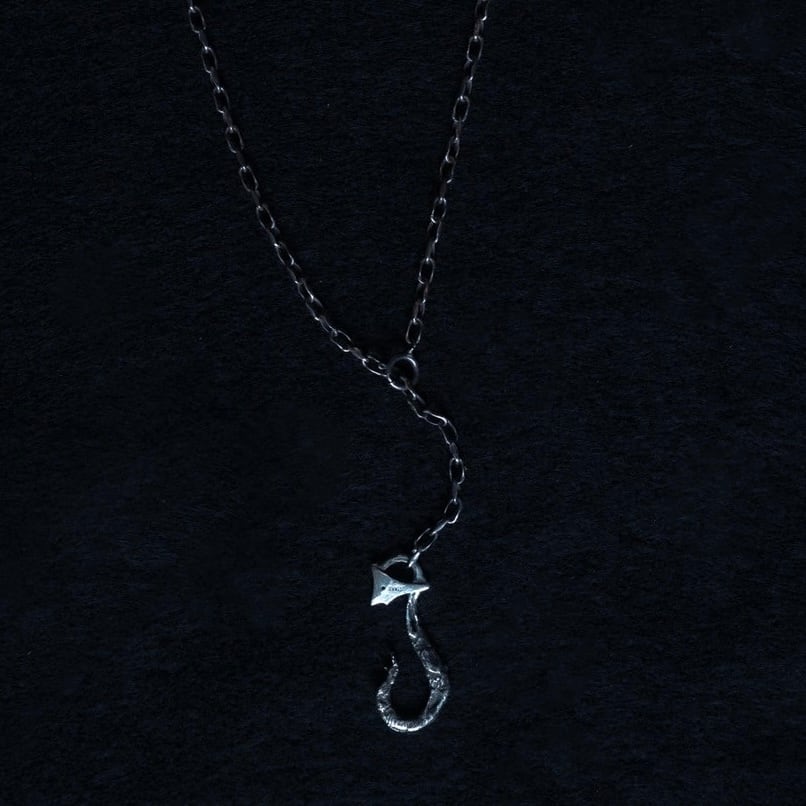Destroyed Carabiner Necklace | VAINON