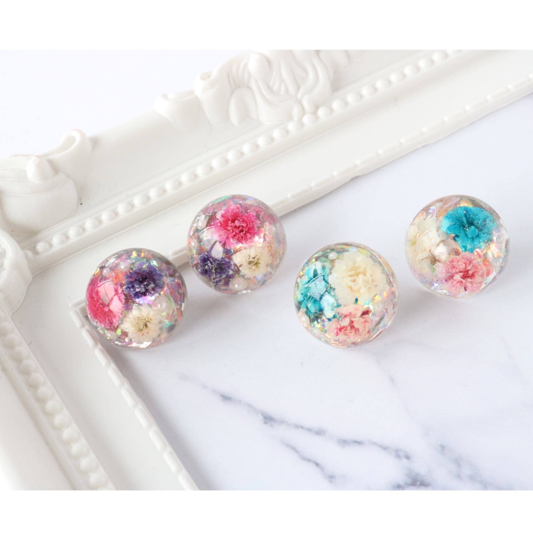 A-33 ドライフラワー レジンピアス | Amulet