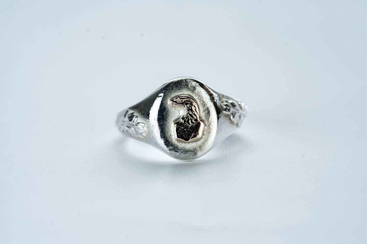R-089 Oval signet ring olive (K10 eagle) | WAKAN SILVER SMITH