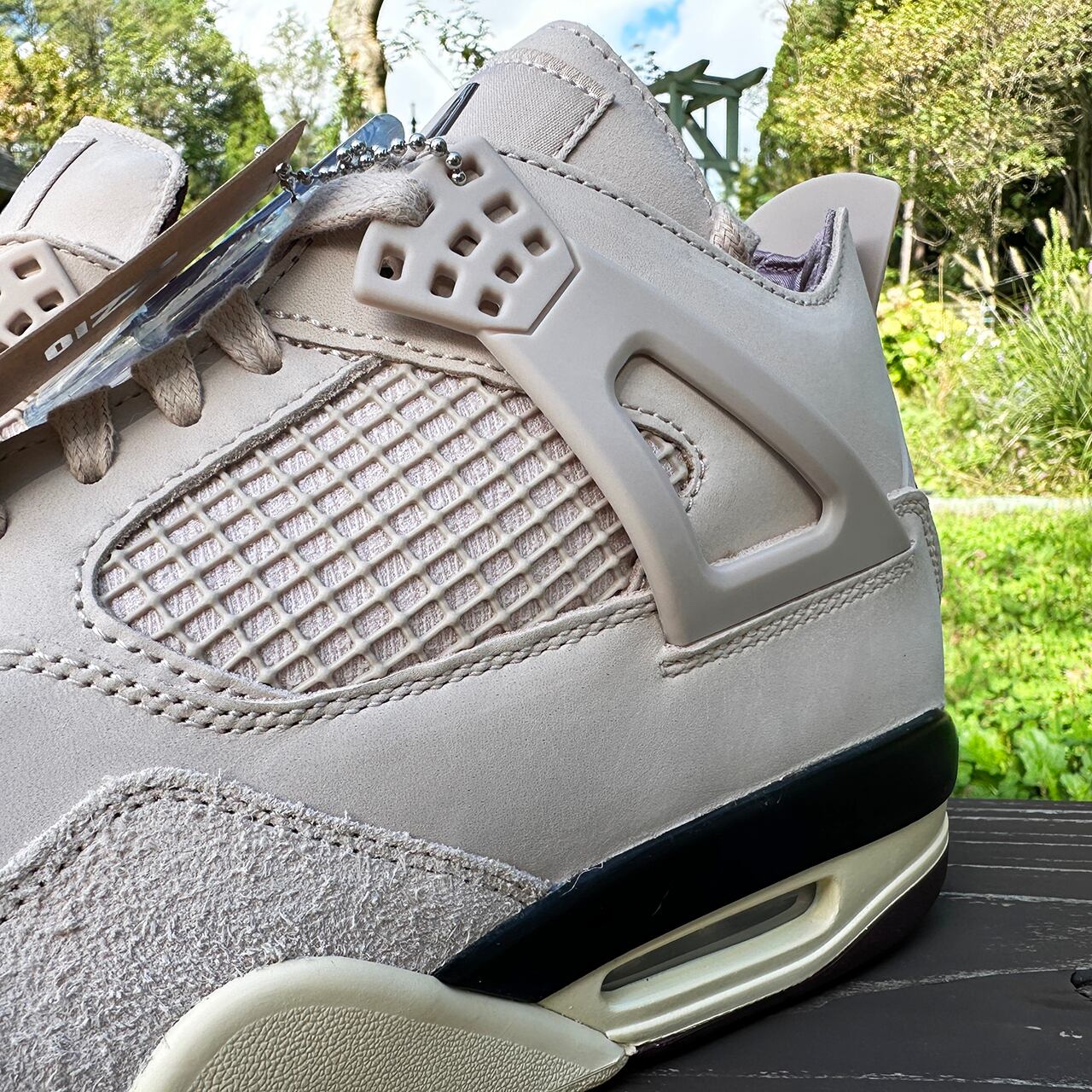 A Ma Maniére × NIKE WMNS AIR JORDAN 4 OG SP ア・マ・マニエール