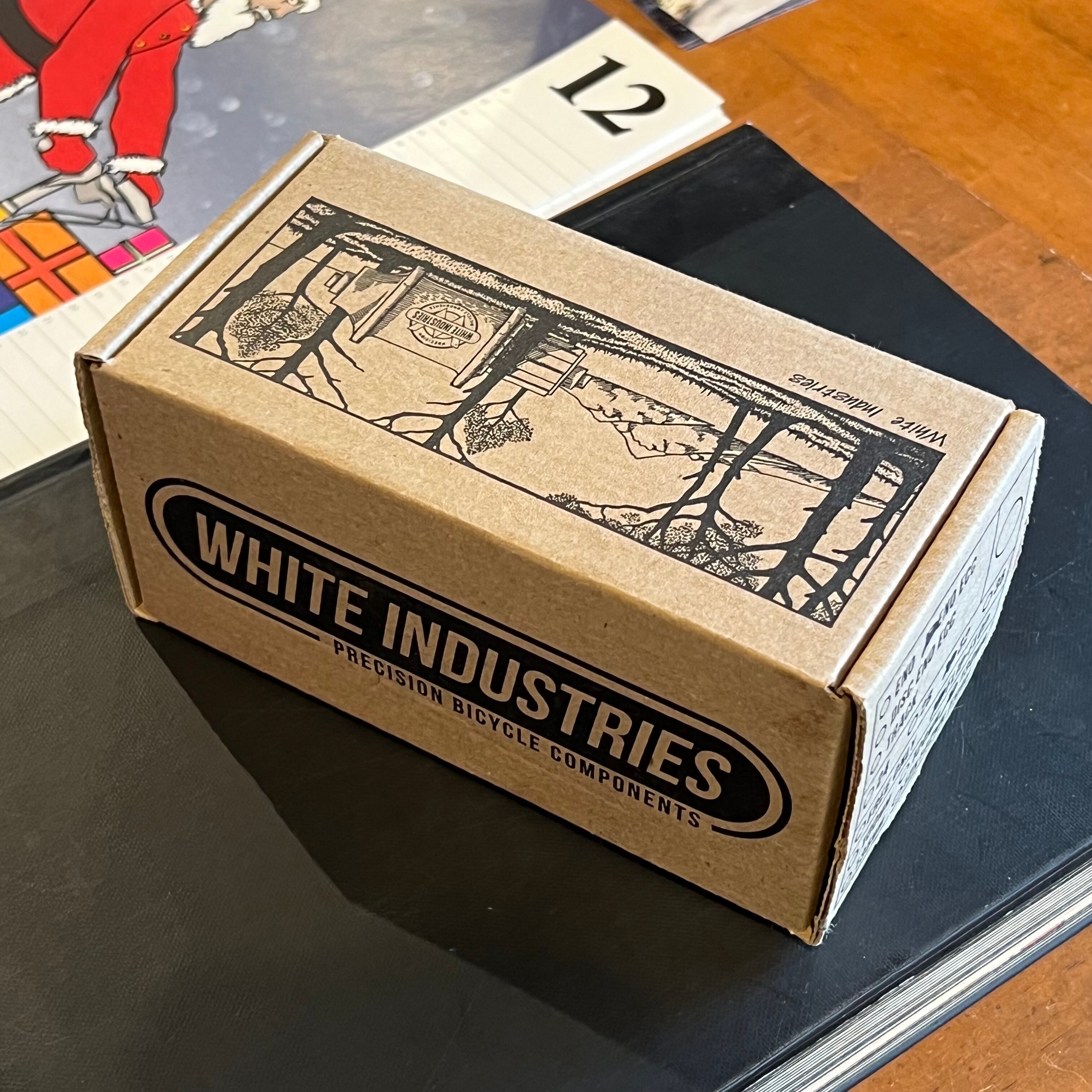 WHITE INDUSTRIES】ENO FLIP FLOP ECCENTRIC SINGLE SPEED HUB (POLISH