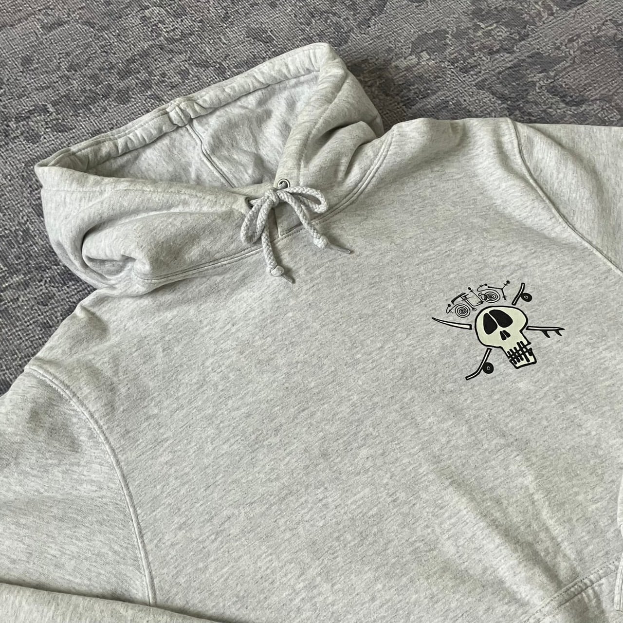 完売品】STUSSY ステューシー パーカー スカル 00S 霜降りグレー M | ROA