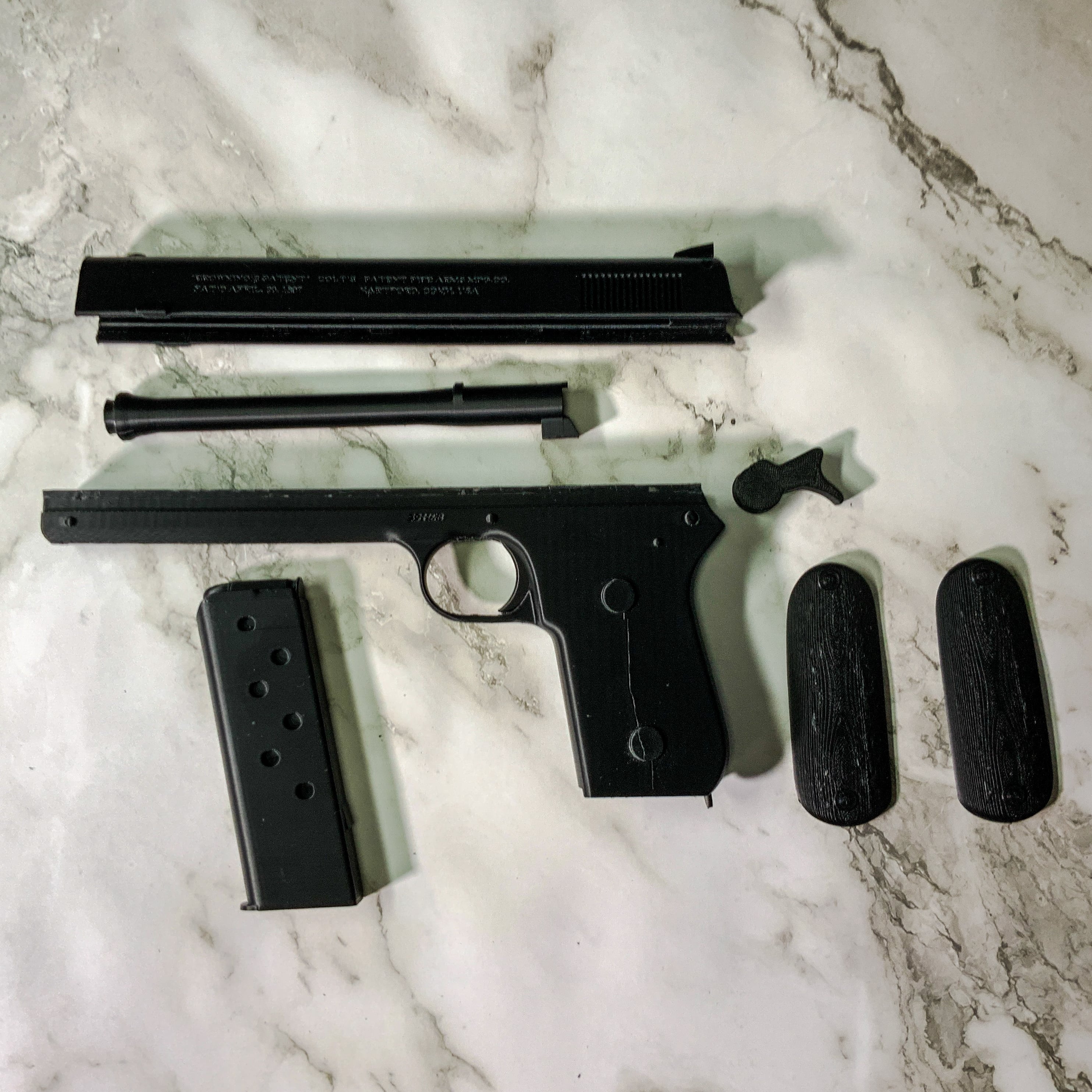 Colt Model 1900 モデルガン 全樹脂製 組立キット | トイガンの最中庵