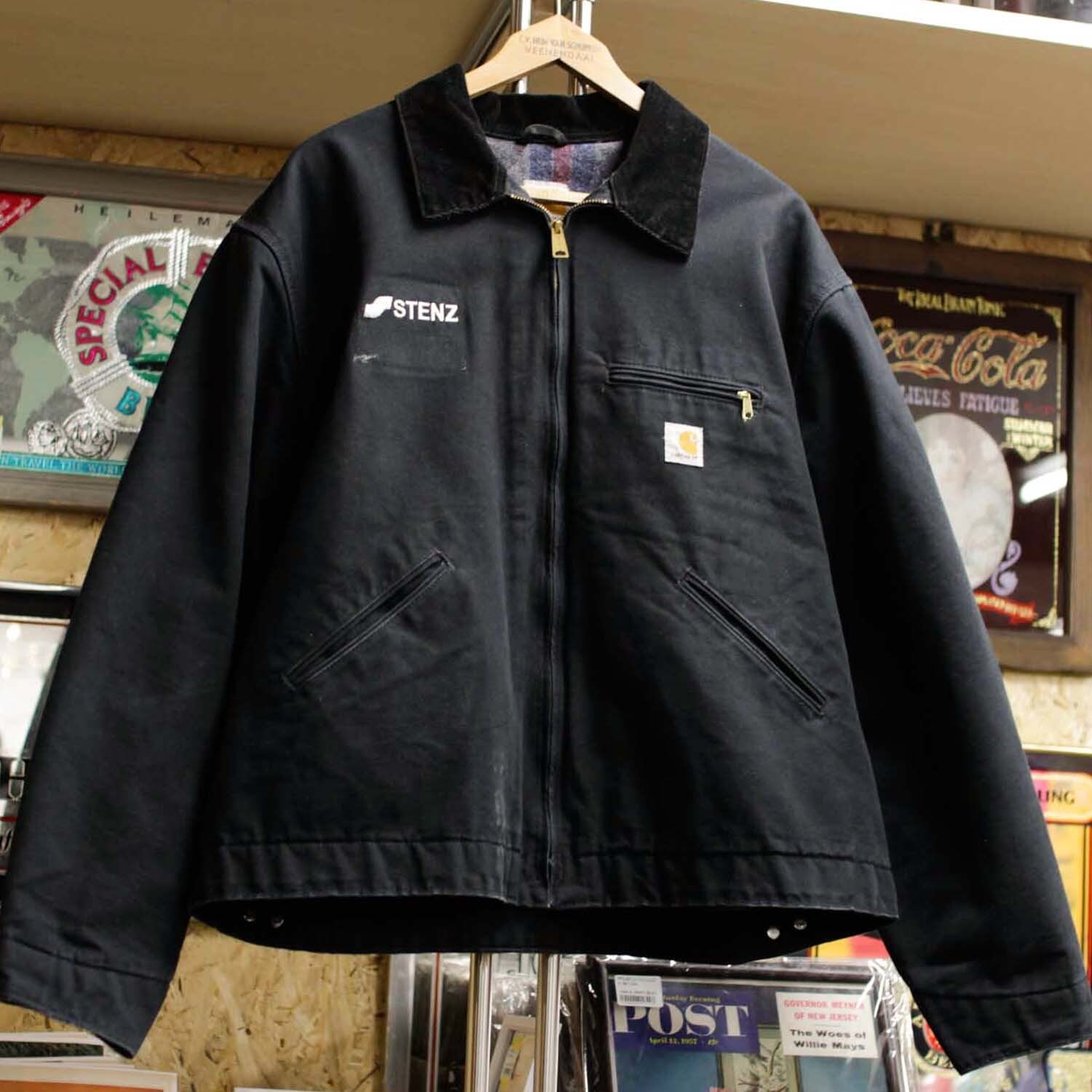 special Carhartt 2XL US製 Black body デトロイトジャケット