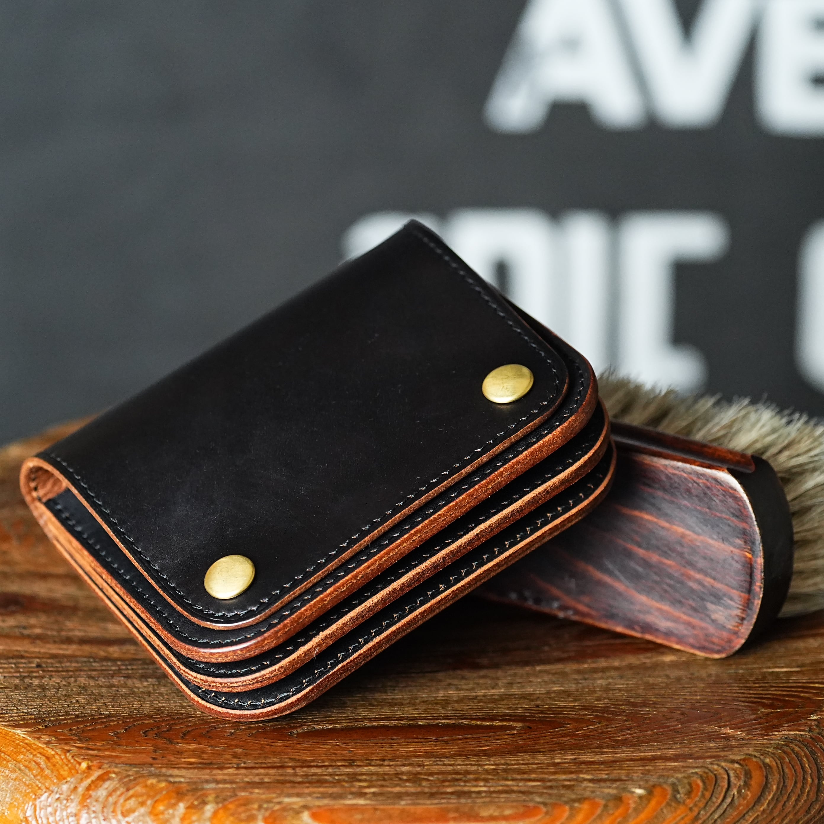 ショート トラッカーウォレット / Short Tracker Wallet < 茶芯