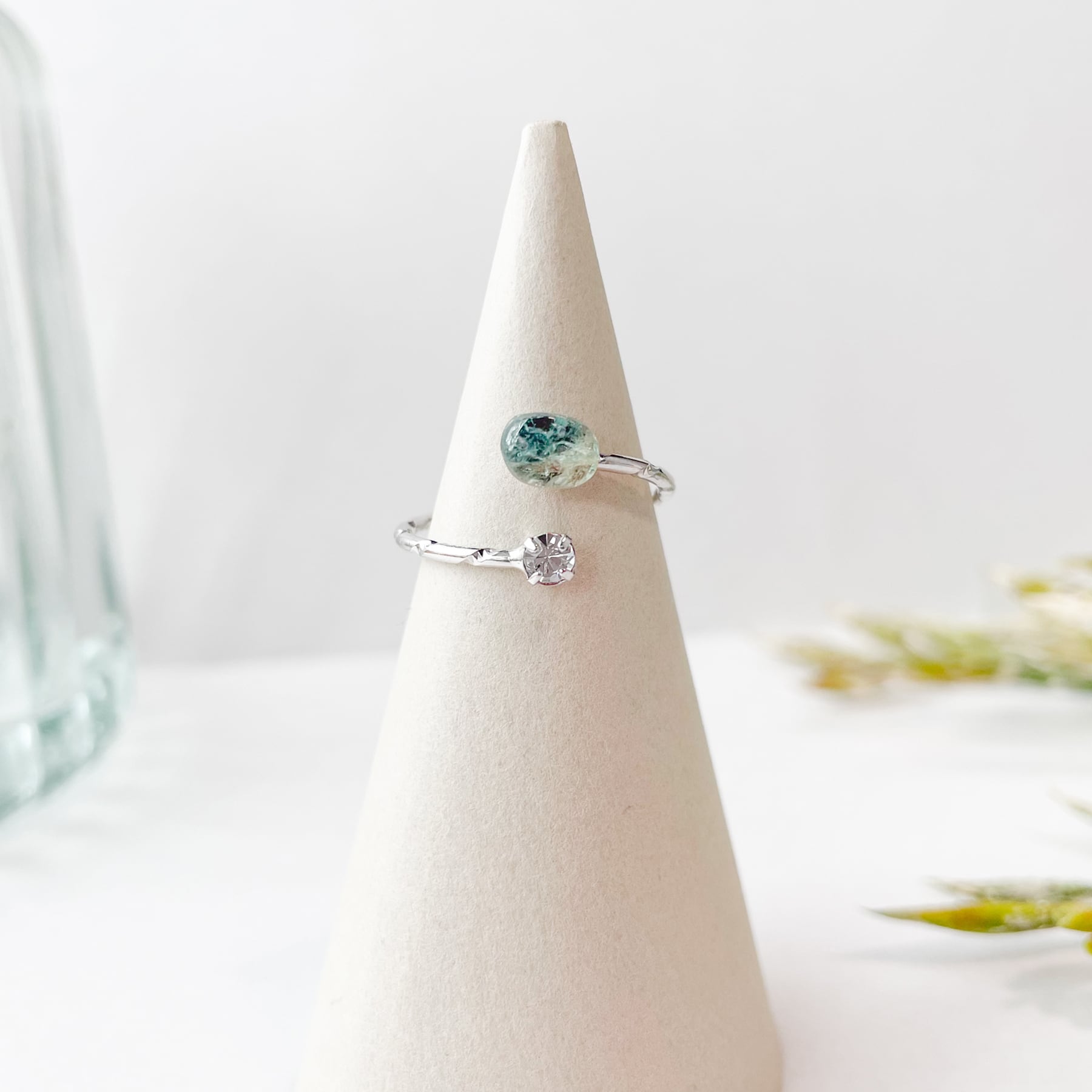 バイカラートルマリンの虹色リング ブルー×スカイブルー | Kulasukha