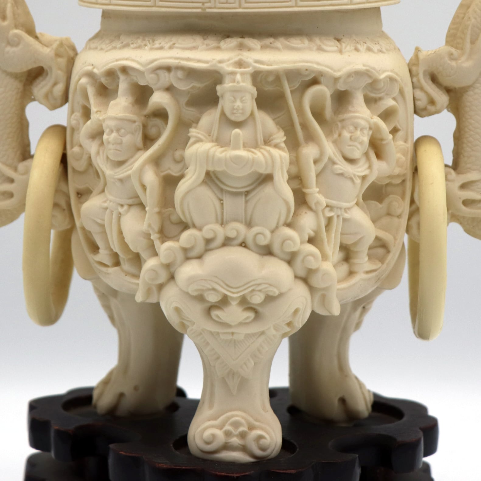 中国美術工芸・象牙風・獅子・龍・三脚・香炉・台付・No.210513-36