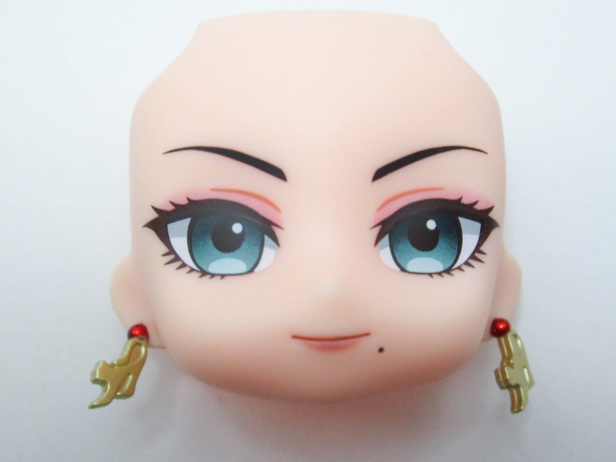 1485】 ベヨネッタ 顔パーツ 普通 ねんどろいど | ホビー通販 アニホープ