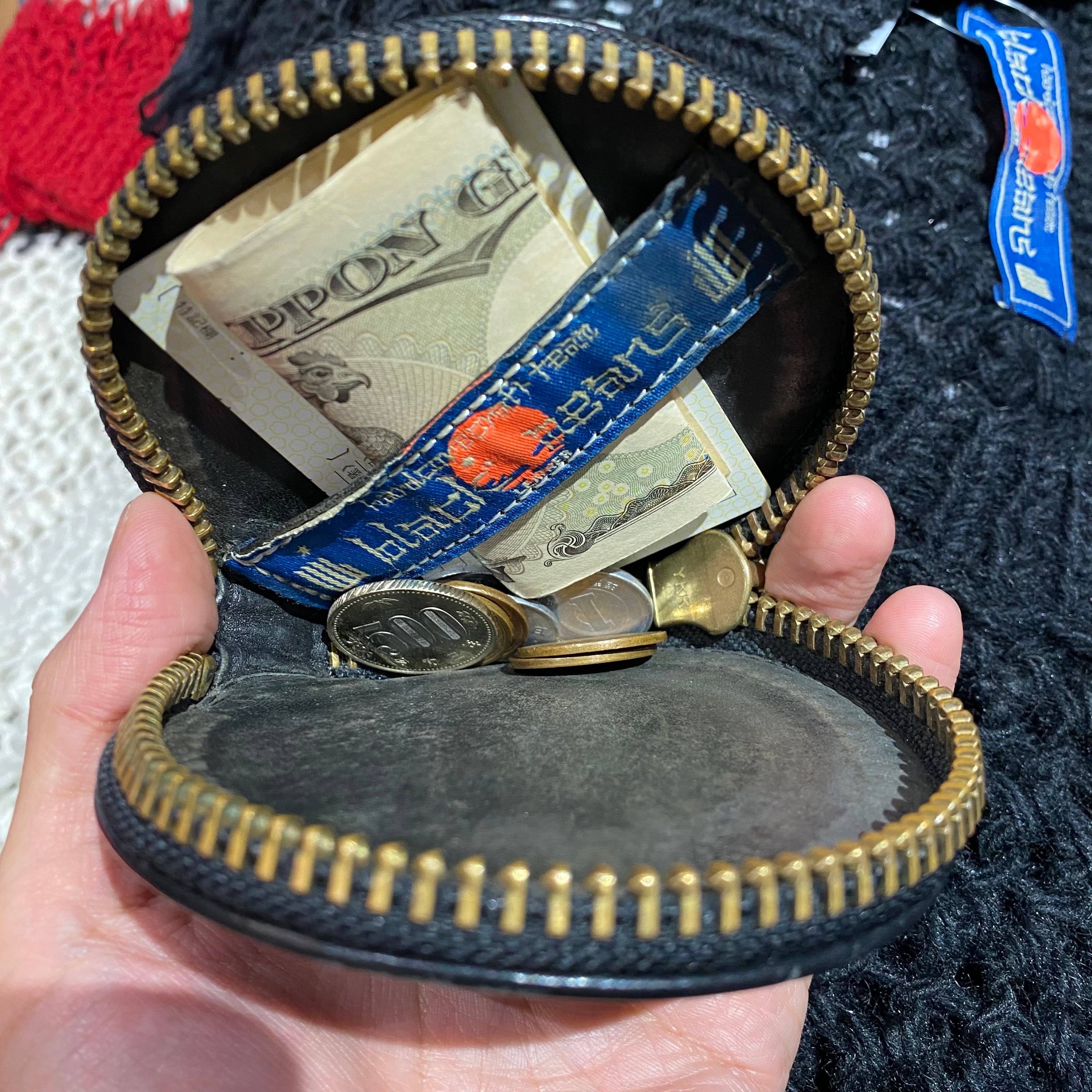 blackmeans】Leather Circle Pouch (Coin case) | HEIGHTS Online Store