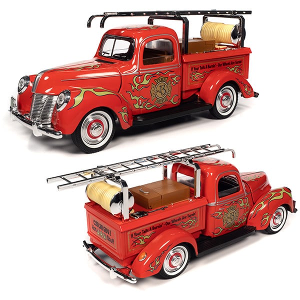 AUTO WORLD 1:18 RAT FINK LUCKY No.13 FIRE TRUCK w/ RAT FINK