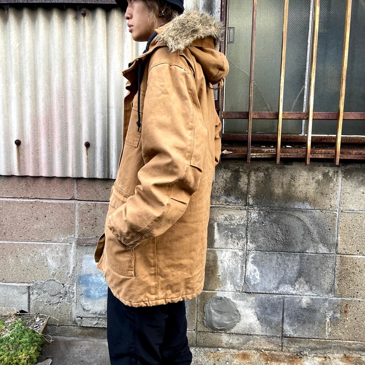 カーハート SIBERIAN PAKA シベリアンパーカー シンサレート ダック地