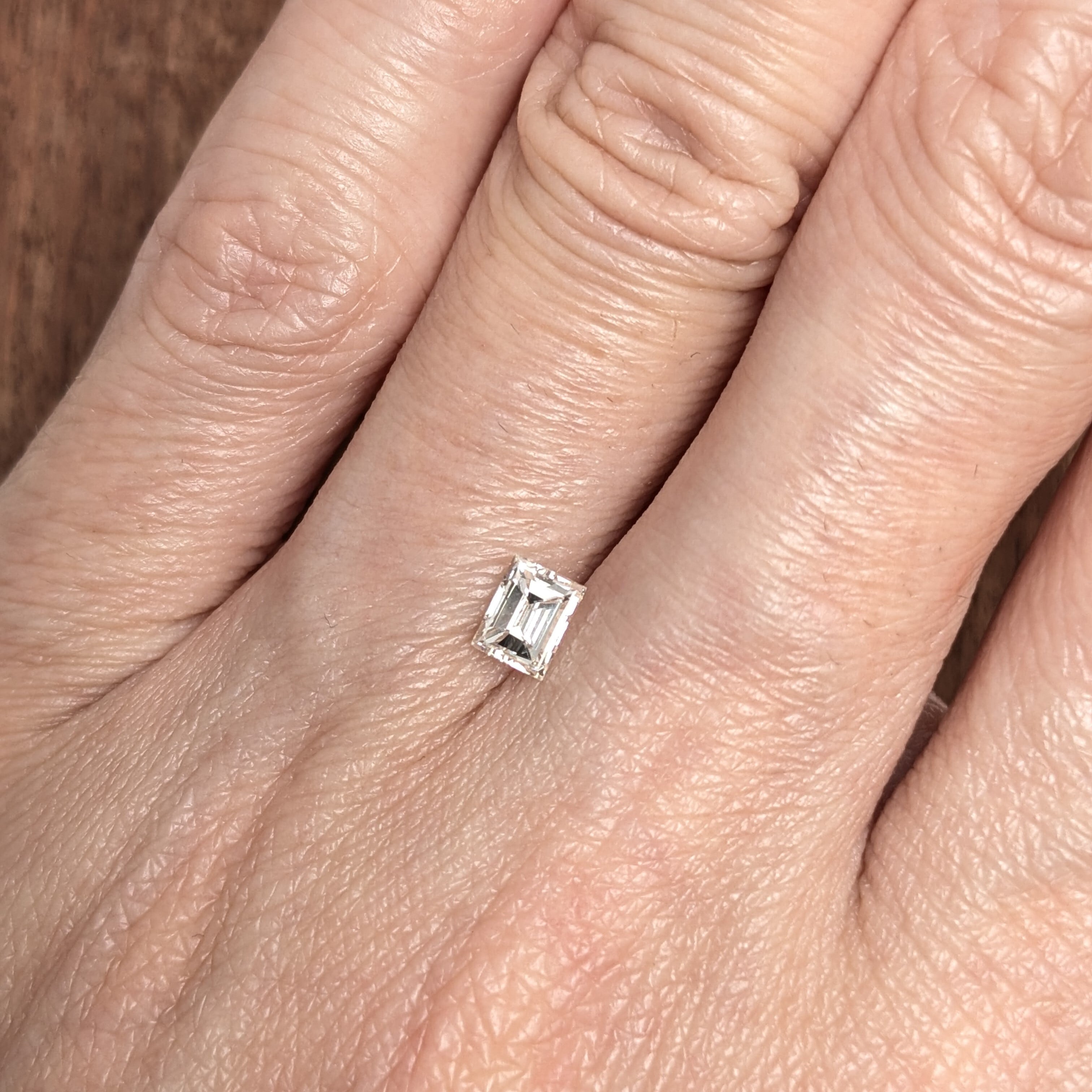 レクタンギュラーステップカットダイヤルース【0.369ct】PRO203494