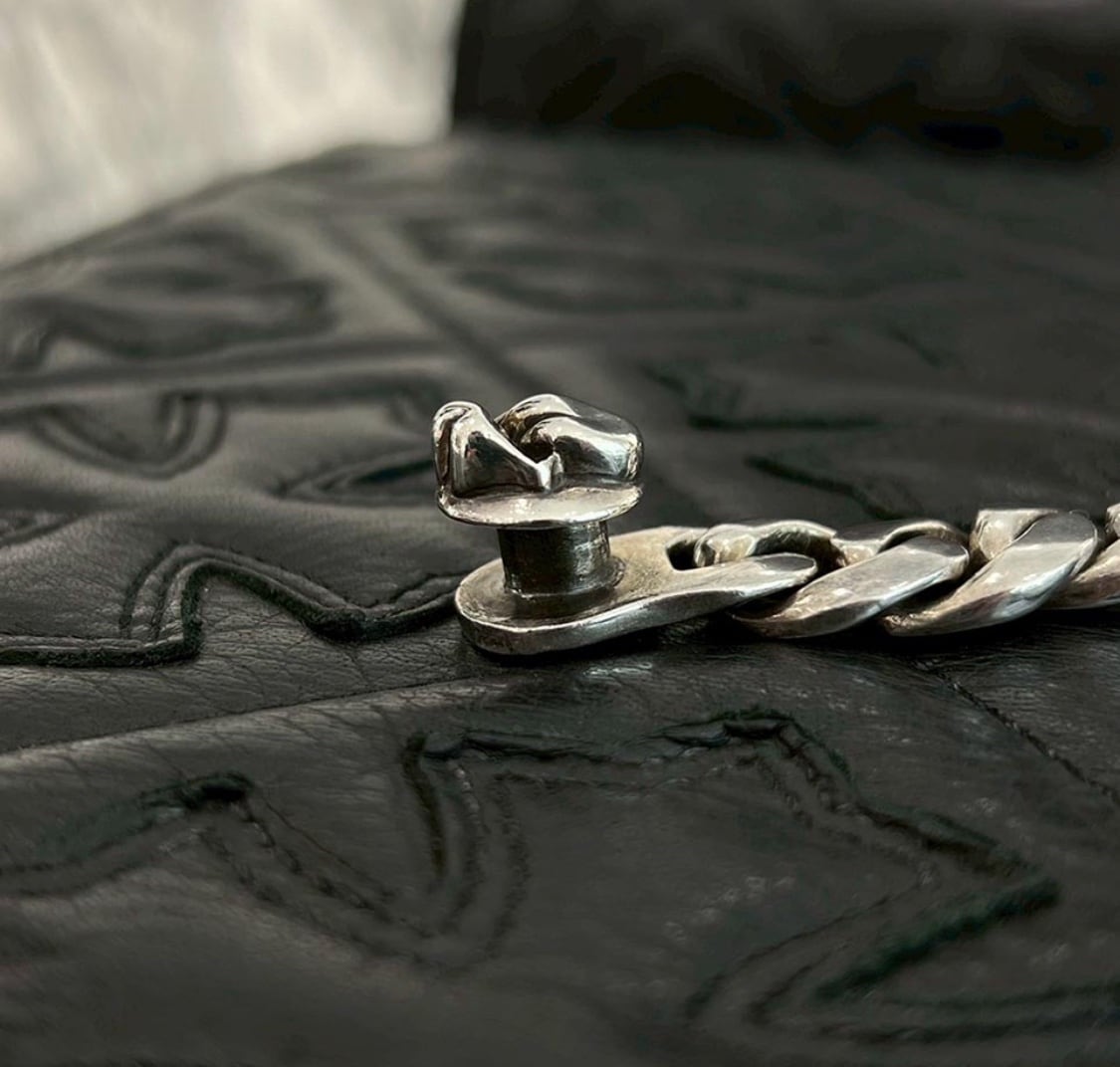 CHROME HEARTS × Rolling Stones Lip & Tongue Classic Chain Clip