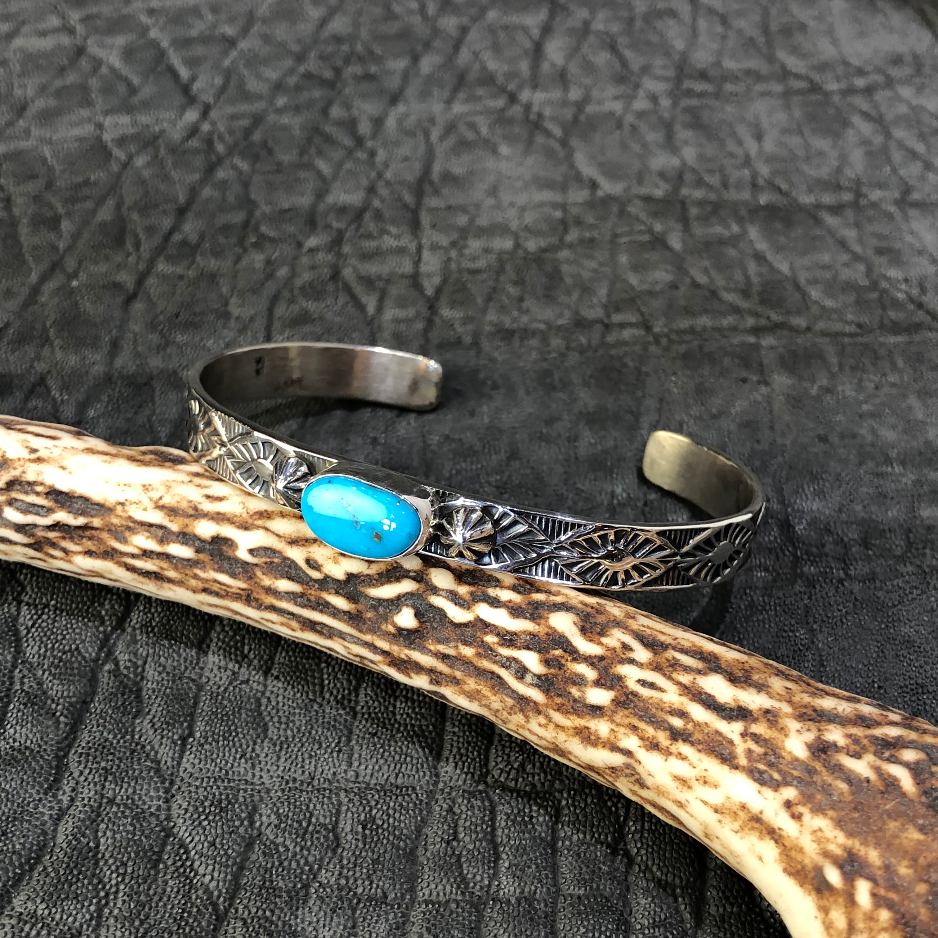 NAVAJO（ナバホ）族 アーティスト Henry・Mariano（ヘンリー