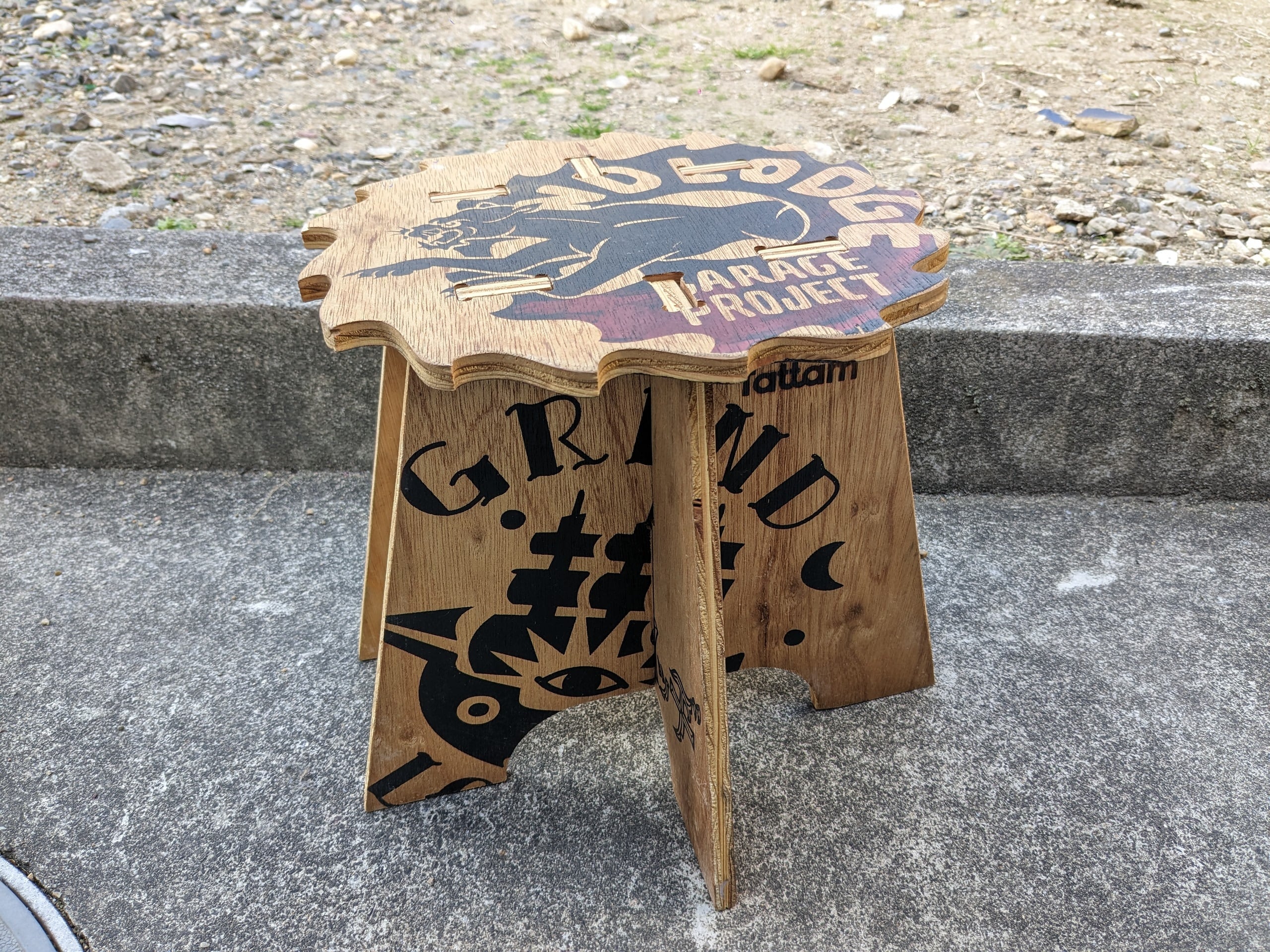 GRINDLODGE（グラインドロッヂ）スツール | Outdoor Reuse