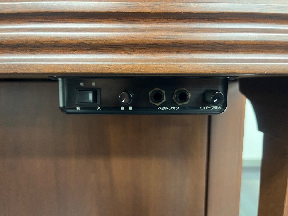 ☆58971【アップライトピアノ】YAMAHA YU5Wn 消音ユニット付き