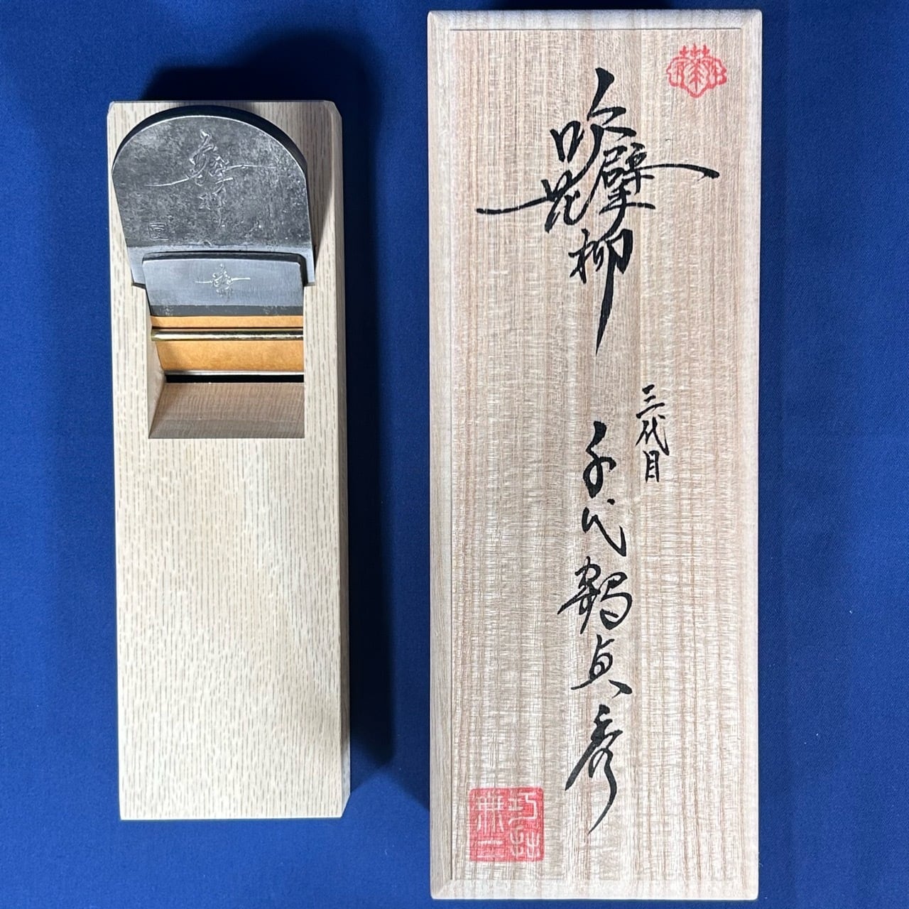 千城弧巴任銘　【花】紙本　肉筆 呉竹千寿墨 花鳥背八花鏡を発売しました。 | Kuretake X Create | 商品