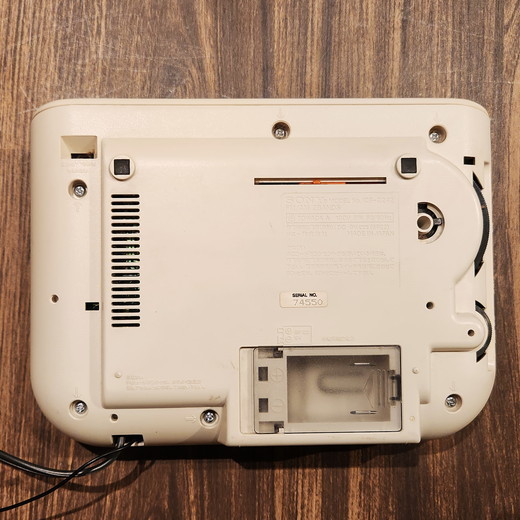 昭和レトロなSONY デジタルクロックラジオ ICF-C242 - [Sold Out]過去