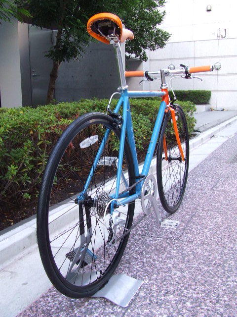 avelo Bicycle shop | アヴェロ バイシクル ショップ 浦和: Fuji