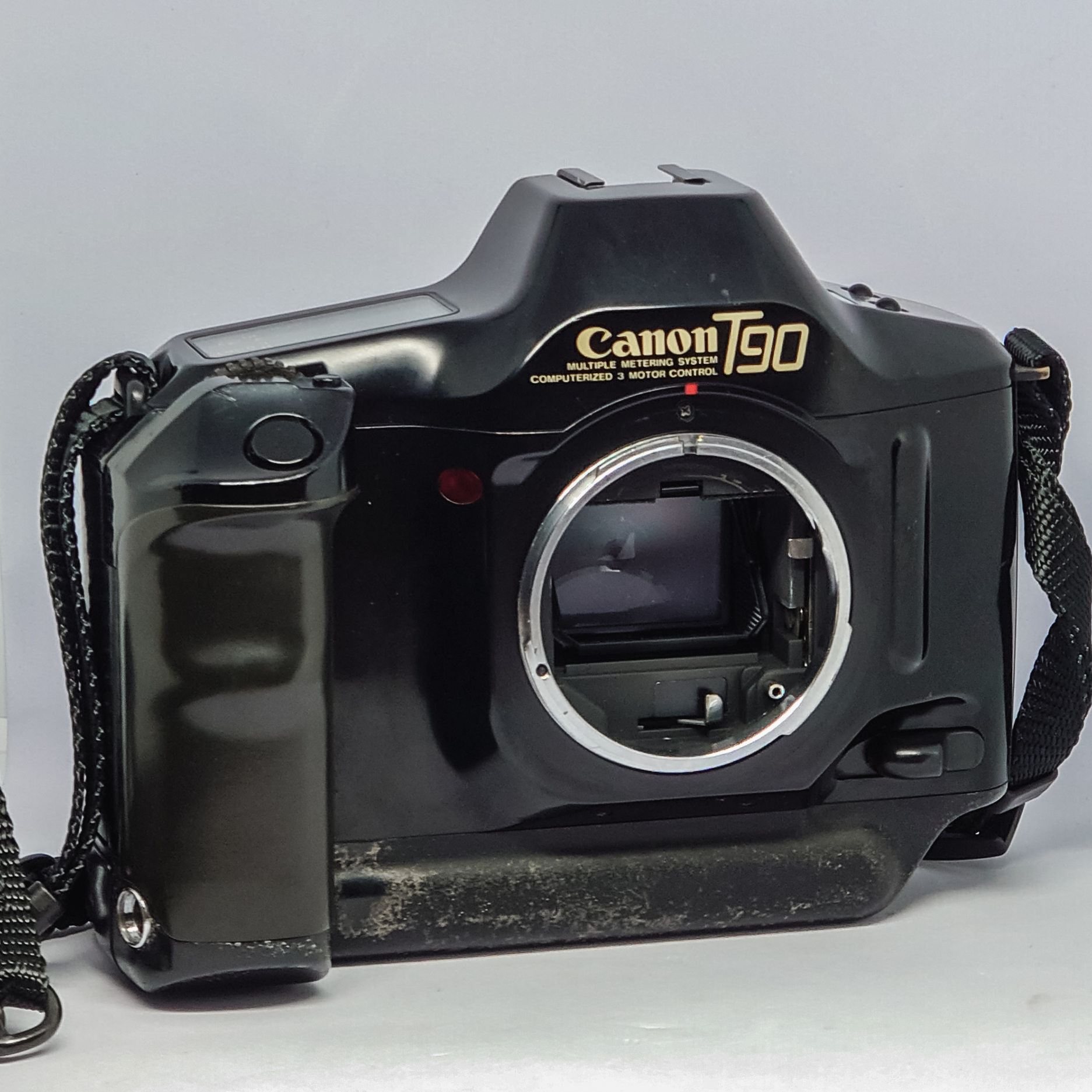 アリバイ日記: 【タンク】Canon T90というカメラを買っちゃた件