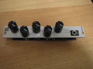 どう写っているかは気にしないつもり: Turing Machine Mk II 組み立て