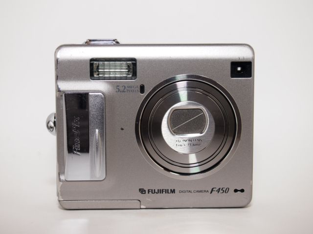書き溜め space: FUJIFILM FinePix F450 ファインピクス スクエアミニ