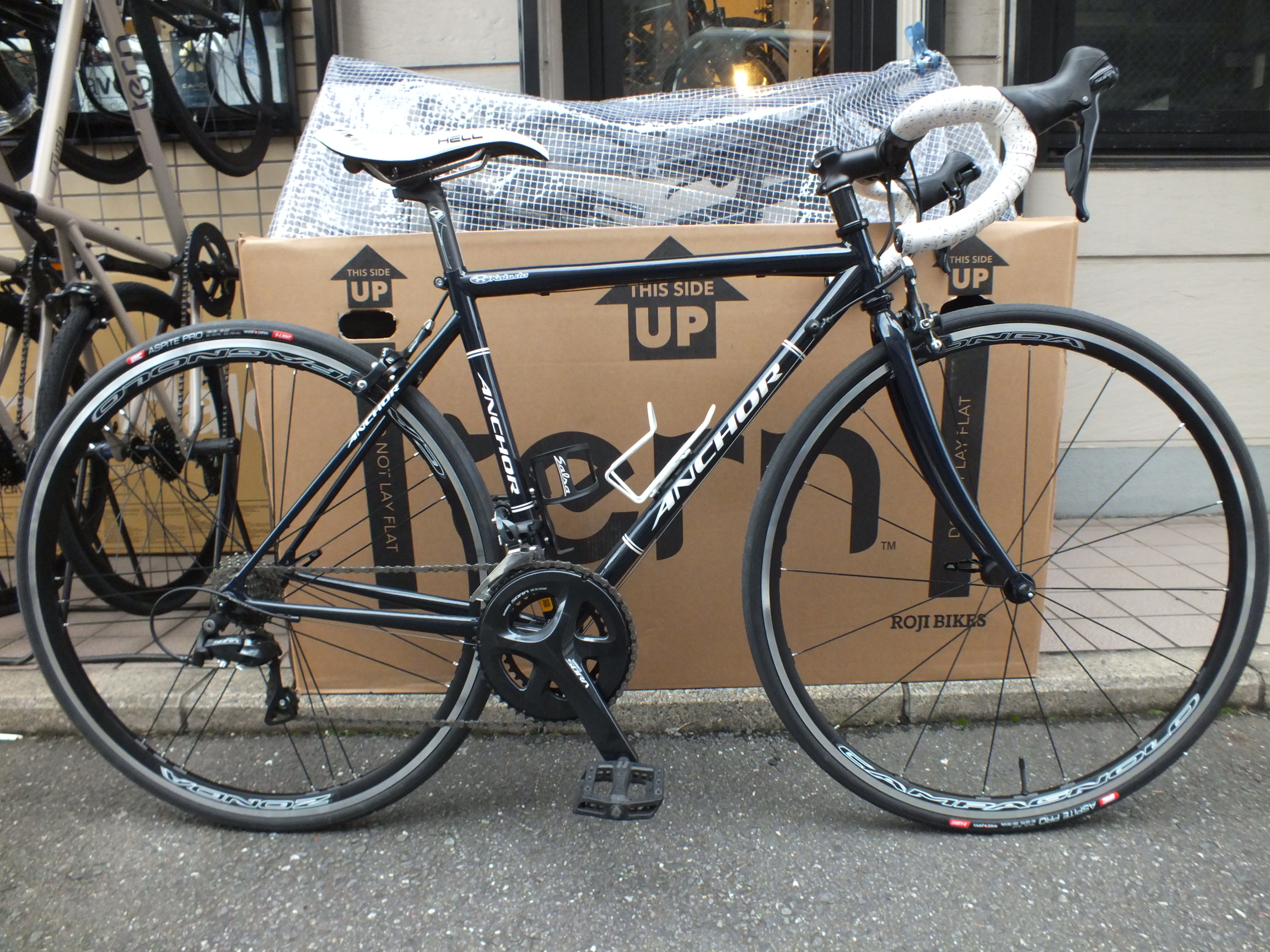 avelo Bicycle shop | アヴェロ バイシクル ショップ 浦和