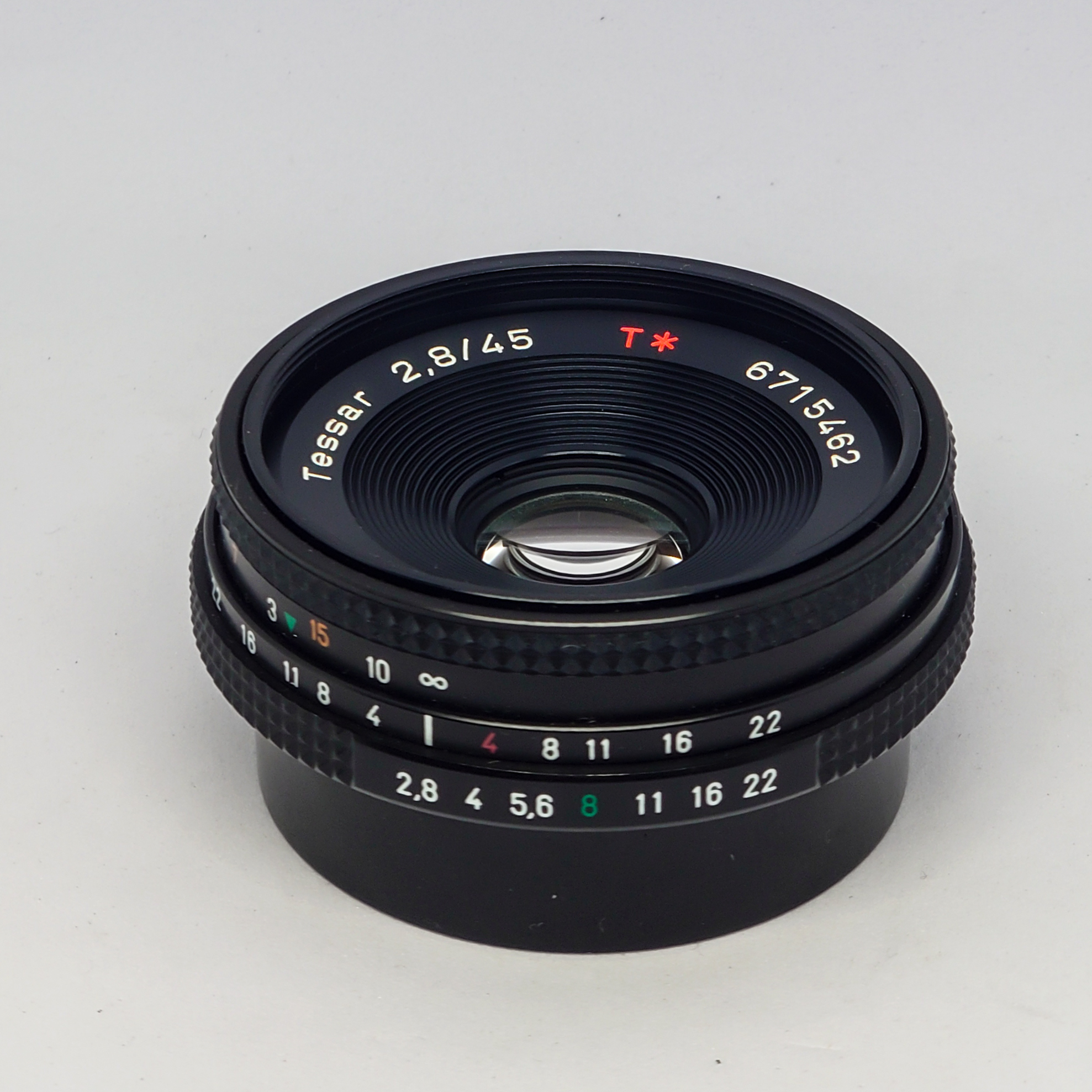 アリバイ日記: 【鷹の目テッサー】CONTAX Tessar 45mm F2.8 で丸の内