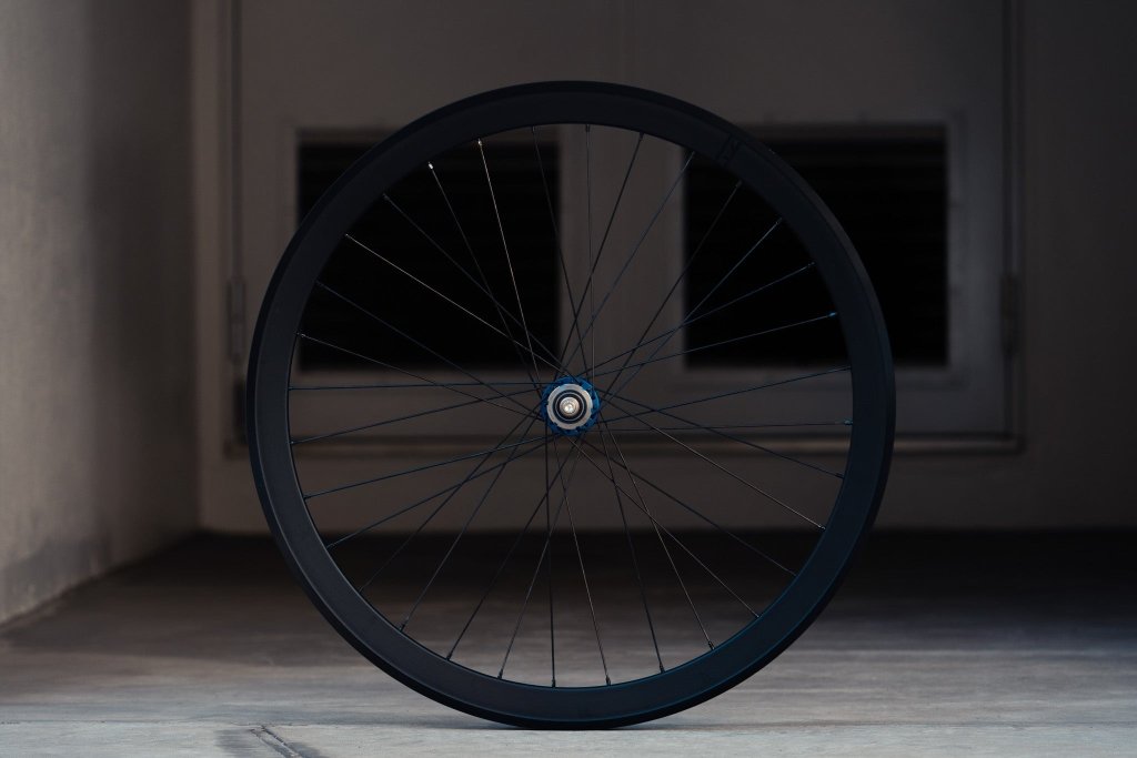 H PLUS SON SL-42 x PHILWOOD Low Flange Track Hub