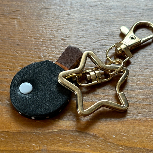 ⭐️刻印無料⭐️ハンドメイド卓球ラケット型レザーキーホルダー（星