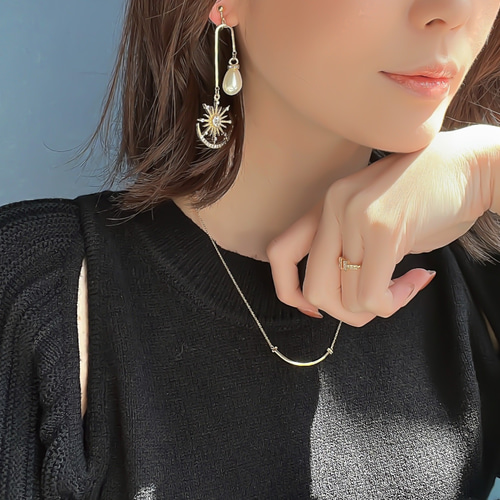ACKERMAN定番】アシンメトリー天秤⚖️ピアス/イヤリング ピアス