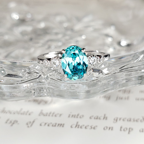 奇跡の煌めき✨ パライバトルマリン 人工宝石 オーバル 8x6mm リング