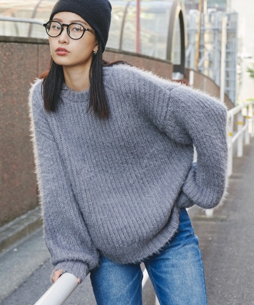 Auntie Rosa Holiday（アンティローザホリデー）の「ラメフェザー