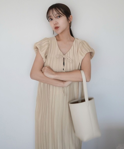 yuiさんコラボ ]前後2way半袖プリーツワンピース（ワンピース）｜KOBE