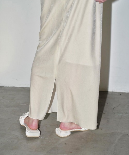 TODAYFUL（トゥデイフル）の「TODAYFUL Pencil Velour Skirt ペンシル