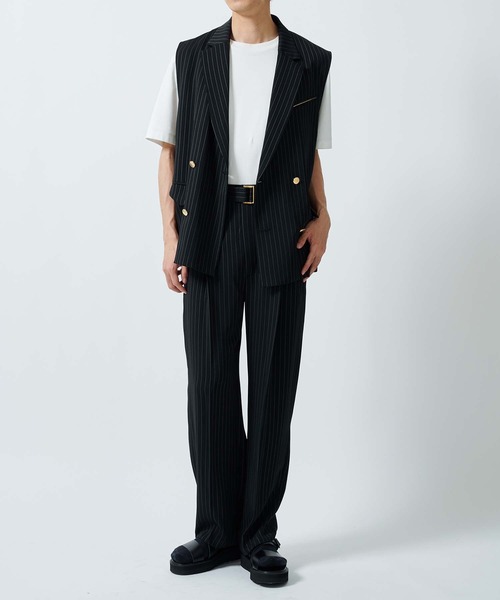 CULLNI（クルニ）の「STUDIOUS別注 WIDE STRAIGHT SLACKS STRIPE