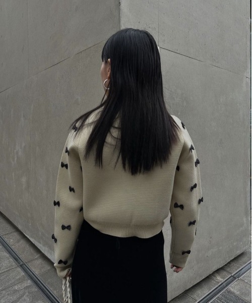 Ameri（アメリ）の「MANY RIBBON SHORT KNIT TOP（ニット/セーター