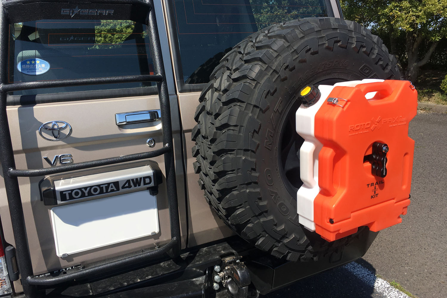 プロト、クロカン4WD背面タイヤ用「ROTOPAX取付ベース&スライド