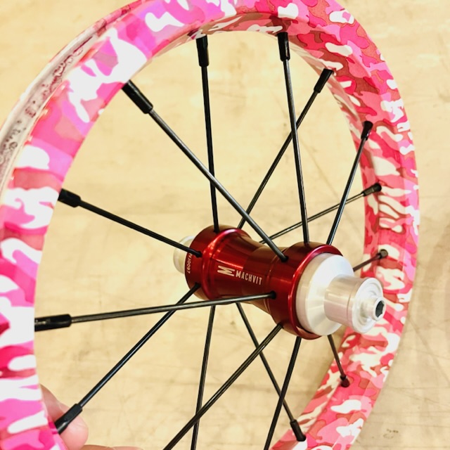 machvit v4 hub 16H (RED) | 自転車屋ビッちゃん web shop