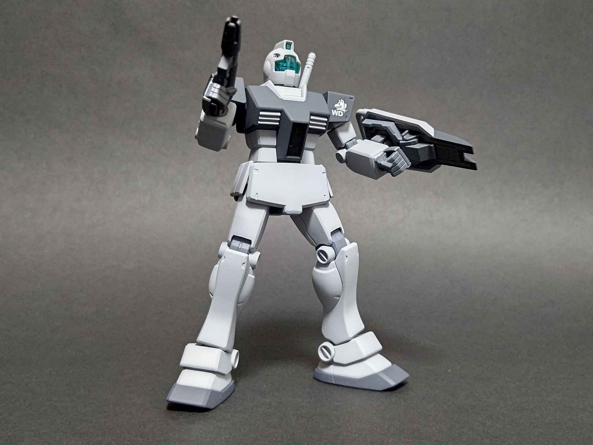 HGUC『ジム（ホワイト・ディンゴ隊仕様）』（HGジム微改造＆塗装