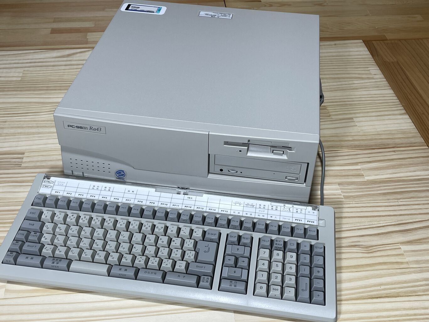 PC-9800シリーズ最後のデスクトップ PC-9821Ra43 - PokuG stdio.h