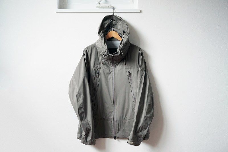 利便性最強のハードシェルジャケット【DESCENTE ALLTERRAIN CREAS