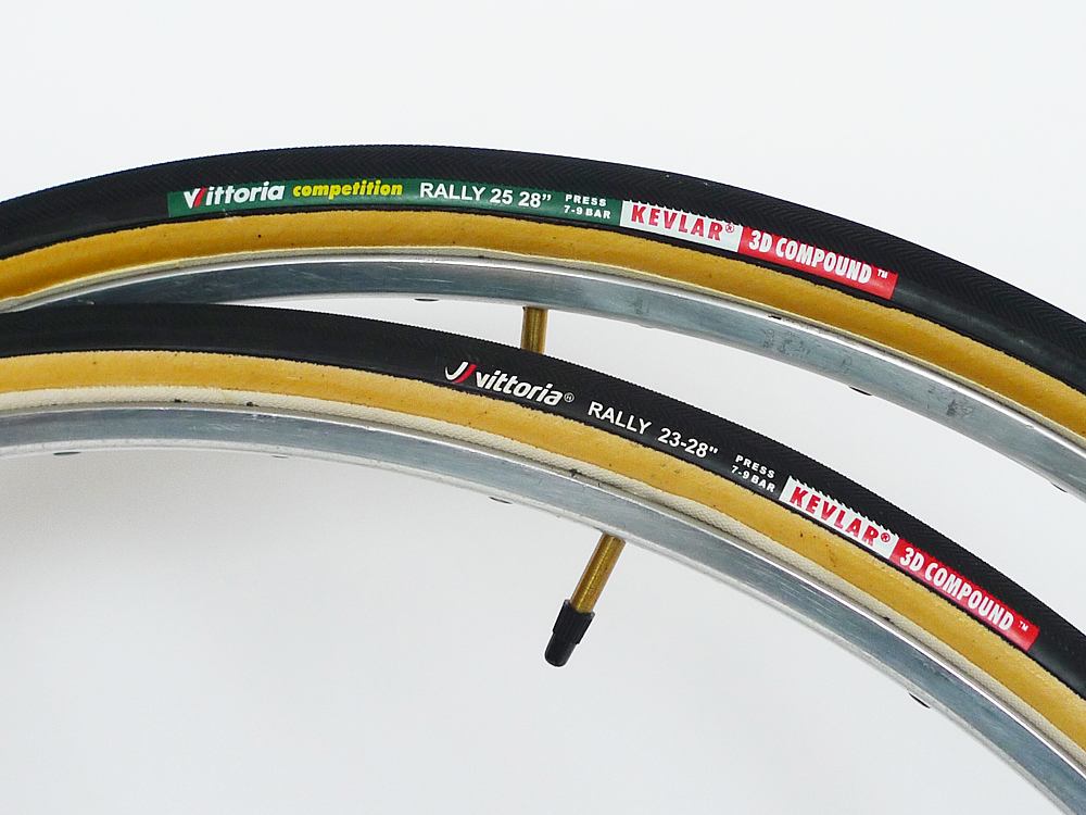 チューブラータイヤ、23mmホイールに25mmタイヤはハマる？ - しょーブロ