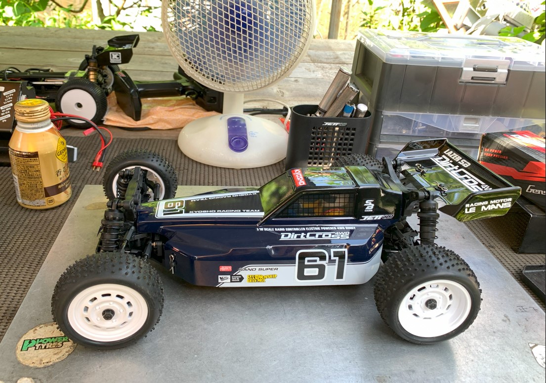 ダートクロスで遊んでます！ | KYOSHO RC BLOG