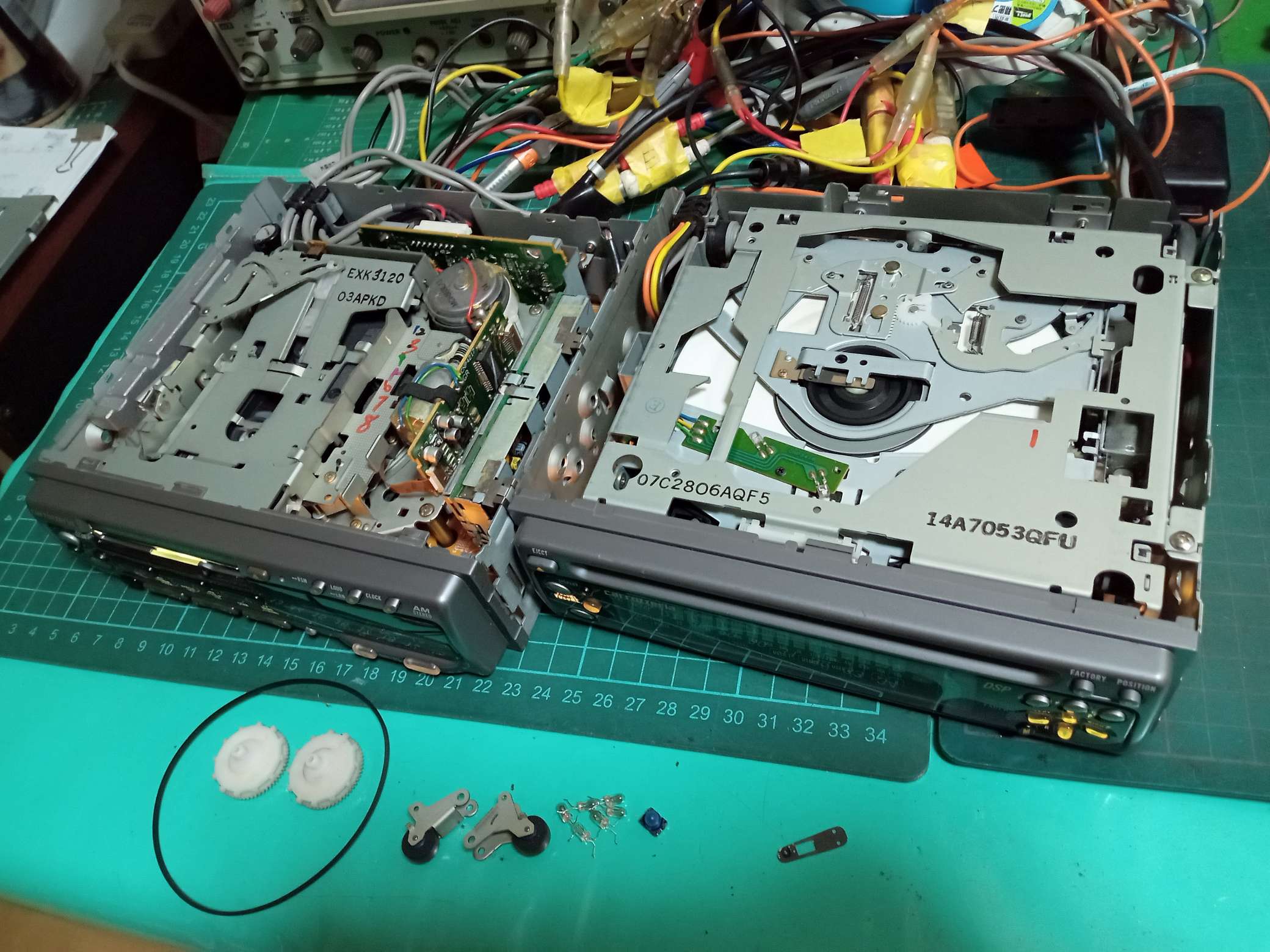 KEH-P44（1995年モデル）、故障、分解、修理。照明イルミ光らない部分